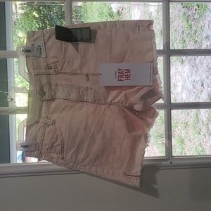 Ladies shorts Celebrity Pink brand size 7/28‎